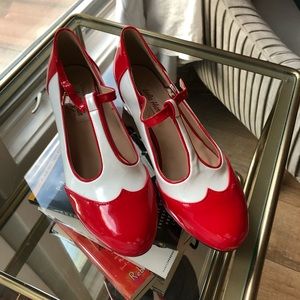 Lulu Hun Red/ White T Straps, brand new